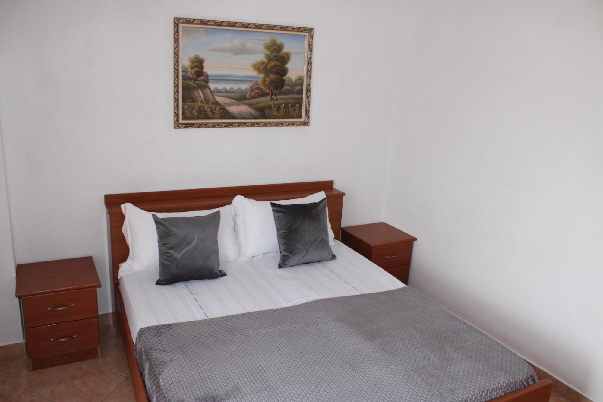 Apartment Haus Family Tirana